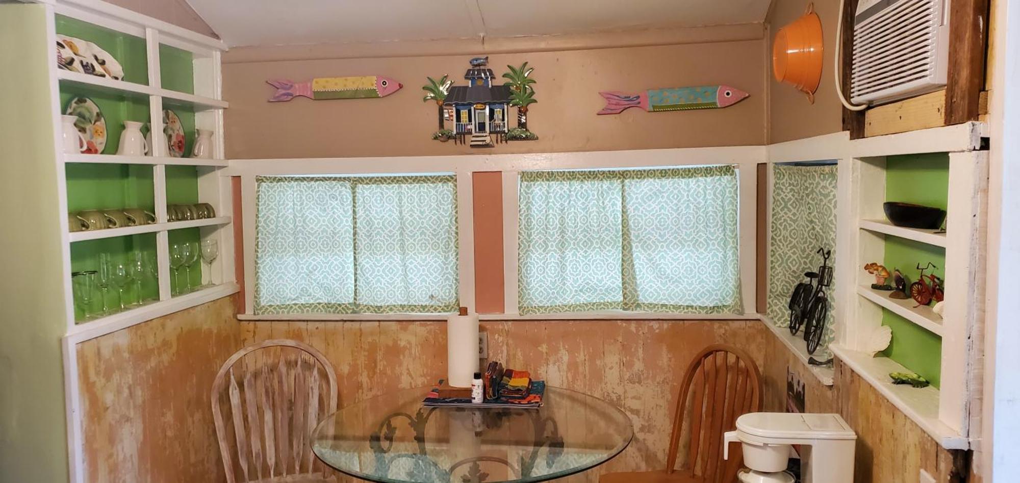 1 Beige Cozy Bungalow Or 1 White Cozy Efficiency Cottage In Titusville Ruang foto